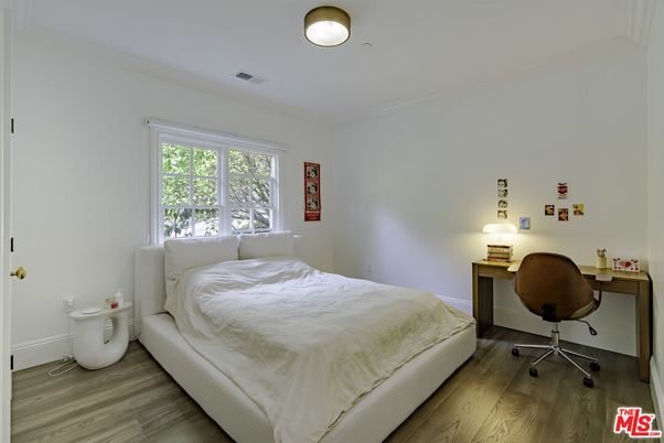 Bedroom, Home Office, Interior, Wood Texture Flooring
