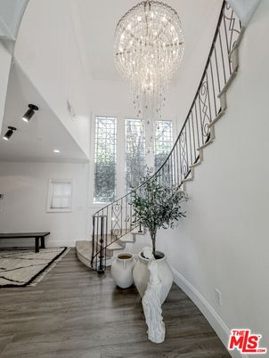 Chandelier, Interior, Recessed Lighting, Wood Texture Flooring