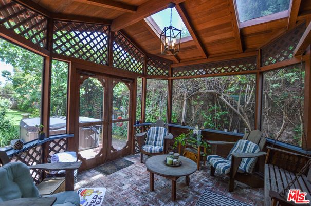 Interior, Pendant Lights, Sun Room, Wooden Beams, Wooden Ceilings