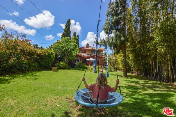 Backyard, Exterior, Playground