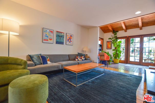 Interior, Living room, Recessed Lighting, Wooden Beams, Wooden Ceilings, Wood Texture Flooring