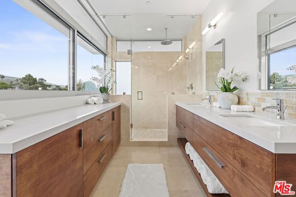 Bathroom, Dual Sink Vanities, Glass Shower, Interior, Recessed Lighting