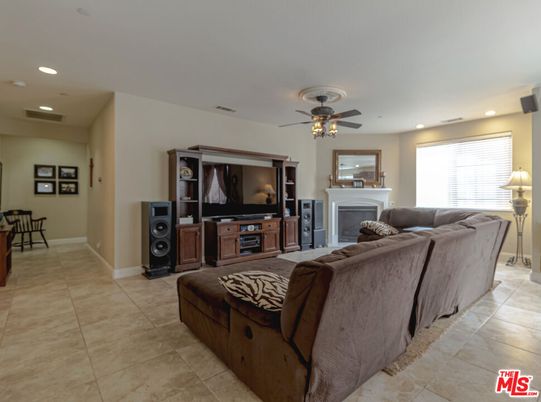 Fireplace, Interior, Living room, Recessed Lighting