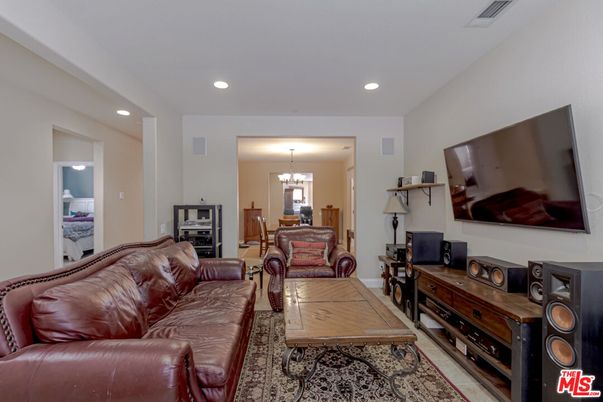 Chandelier, Dining room, Interior, Living room, Recessed Lighting