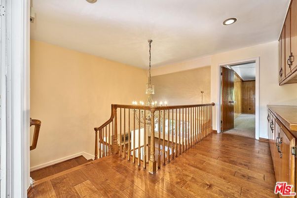 Chandelier, Interior, Pendant Lights, Recessed Lighting, Wood Texture Flooring