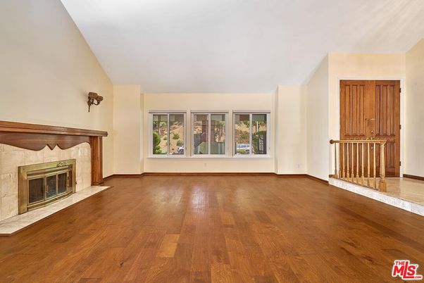 Empty room, Fireplace, Interior, Wood Texture Flooring