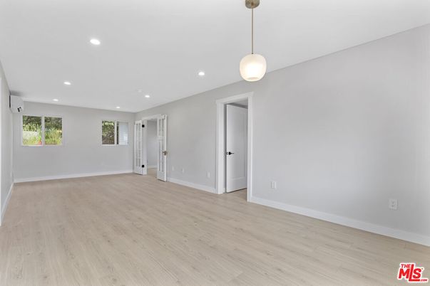 Empty room, Interior, Pendant Lights, Recessed Lighting, Wood Texture Flooring
