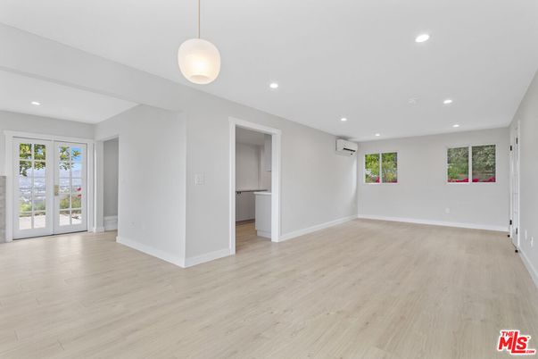 Empty room, Interior, Pendant Lights, Recessed Lighting, Wood Texture Flooring