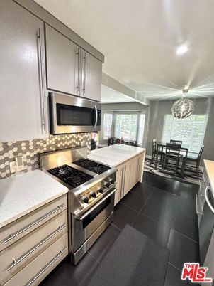 Dining room, Interior, Kitchen, Pendant Lights, Recessed Lighting, Stainless Steel Appliances