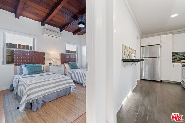 Bedroom, Interior, Kitchen, Recessed Lighting, Stainless Steel Appliances, Wooden Beams, Wooden Ceilings, Wood Texture Flooring