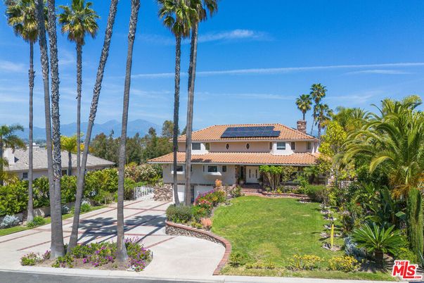 Exterior, Facade, Solar Panels, Mediterranean