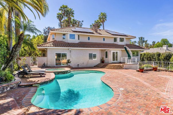 Exterior, Pool, Solar Panels
