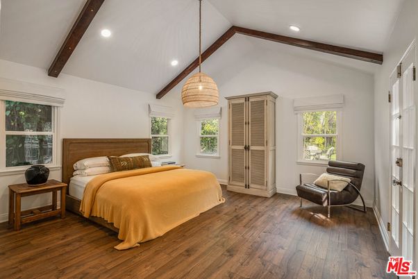 Bedroom, Interior, Pendant Lights, Recessed Lighting, Wooden Beams, Wood Texture Flooring