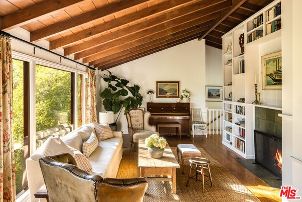 Fireplace, Interior, Living room, Piano, Wooden Beams, Wooden Ceilings, Wood Texture Flooring