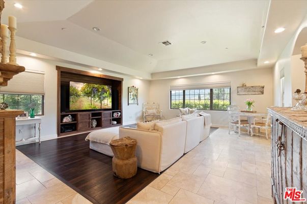 Dining room, Interior, Living room, Recessed Lighting, Wood Texture Flooring