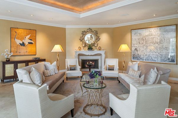 Fireplace, Interior, Living room, Recessed Lighting