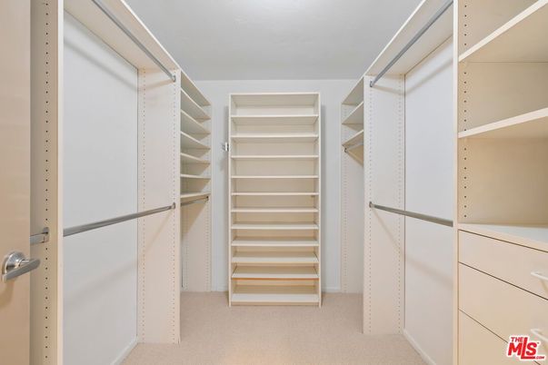 Interior, Walk-in Closets