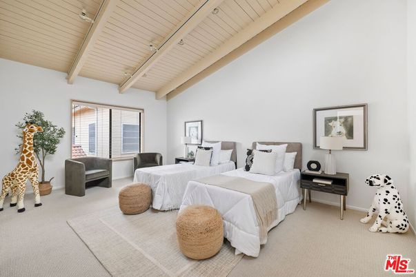 Bedroom, Interior, Wooden Beams, Wooden Ceilings