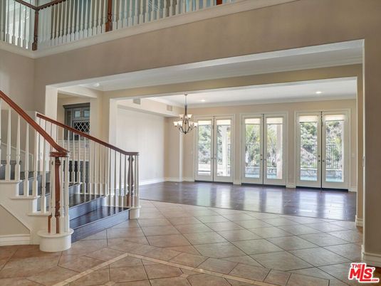 Chandelier, Interior, Recessed Lighting