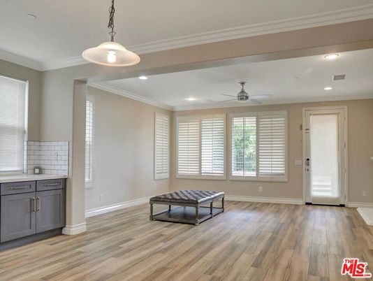 Empty room, Interior, Pendant Lights, Recessed Lighting, Wood Texture Flooring