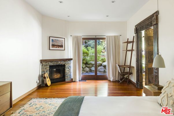 Bedroom, Fireplace, Interior, Recessed Lighting, Wood Texture Flooring