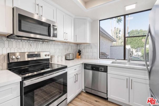 Interior, Kitchen, Stainless Steel Appliances, Wood Texture Flooring