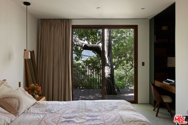 Bedroom, Interior, Pendant Lights, Recessed Lighting