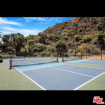 Exterior, Tennis Courts