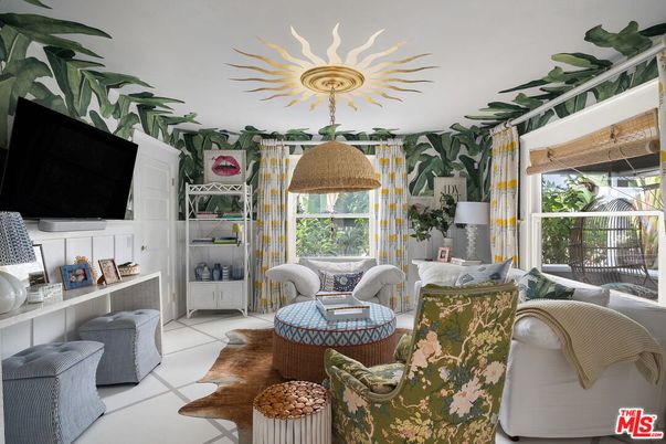 Interior, Living room