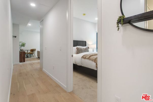 Bedroom, Dining room, Interior, Recessed Lighting, Wood Texture Flooring