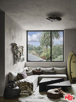 Interior, Living room, Projection Screen