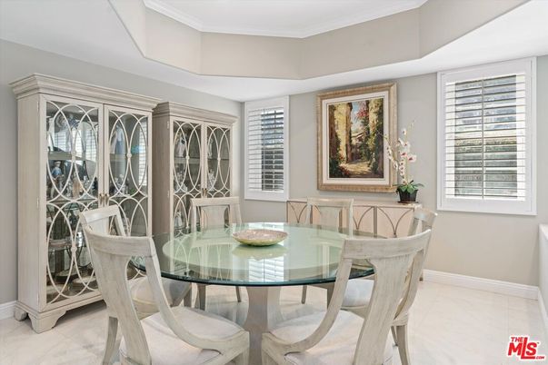 Dining room, Interior, Marble