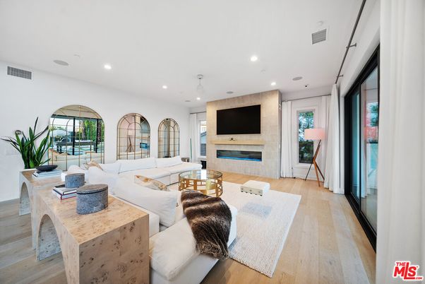 Fireplace, Interior, Living room, Recessed Lighting, Wood Texture Flooring