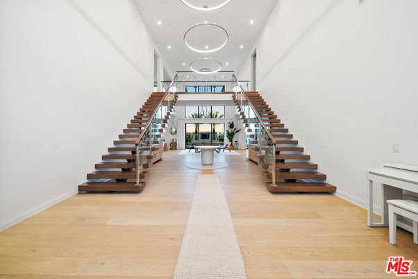 Interior, Pendant Lights, Recessed Lighting, Wood Texture Flooring