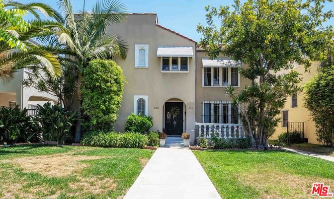 Backyard, Exterior, Facade, Spanish Mediterranean
