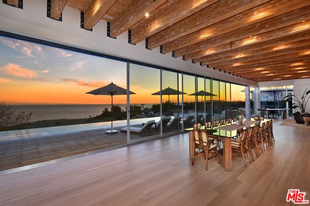 Dining room, Interior, Water, Wooden Beams, Wooden Ceilings, Wood Texture Flooring