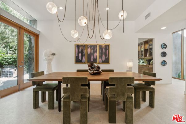 Dining room, Interior, Pendant Lights, Recessed Lighting