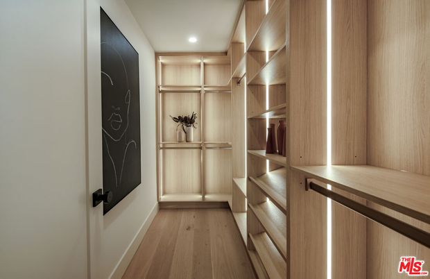 Interior, Recessed Lighting, Walk-in Closets, Wood Texture Flooring