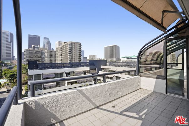 Exterior, Other, Skyline