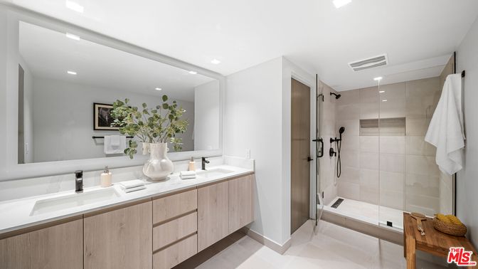 Bathroom, Dual Sink Vanities, Glass Shower, Interior, Recessed Lighting