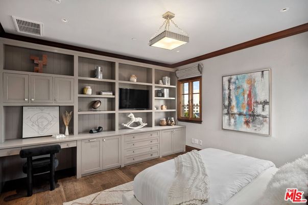 Bedroom, Home Office, Interior, Recessed Lighting, Wood Texture Flooring