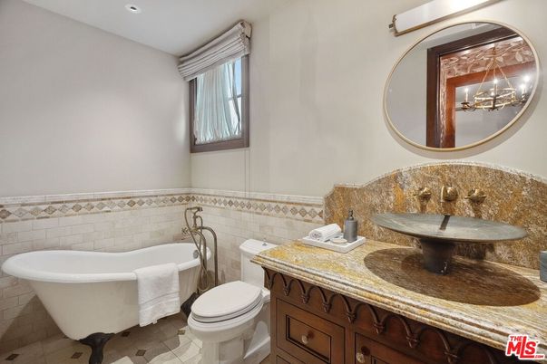 Bathroom, Free Standing Baths, Interior, Recessed Lighting