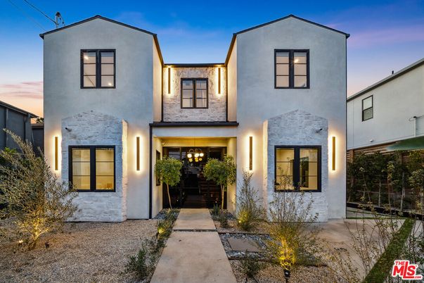 Exterior, Facade, Spanish Mediterranean