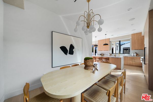 Dining room, Interior, Kitchen, Pendant Lights, Recessed Lighting, Wood Texture Flooring