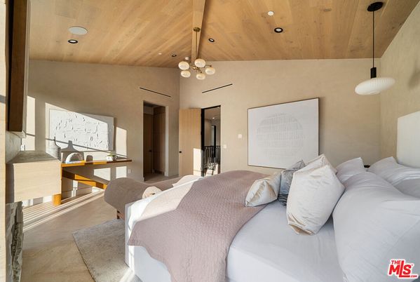 Bedroom, Interior, Pendant Lights, Recessed Lighting, Wooden Ceilings