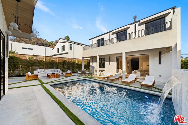 Backyard, Exterior, Pool