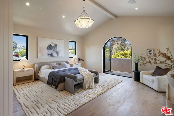 Bedroom, Interior, Pendant Lights, Recessed Lighting, Wood Texture Flooring