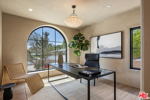 Home Office, Interior, Recessed Lighting, Wood Texture Flooring