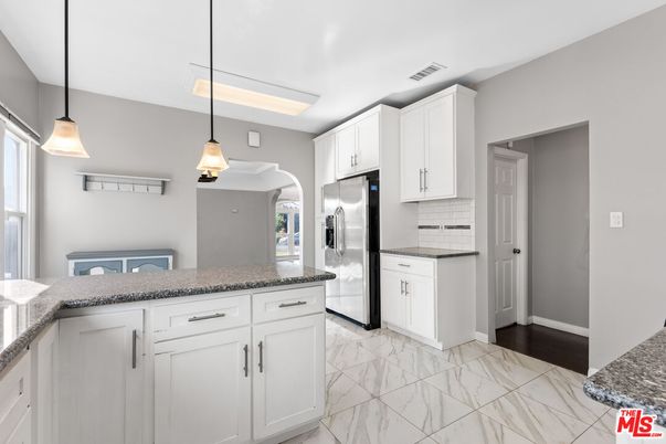 Interior, Kitchen, Marble, Pendant Lights