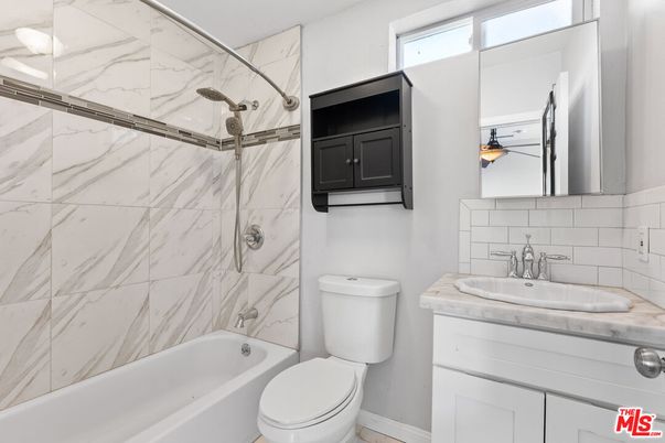 Bathroom, Interior, Marble Walls